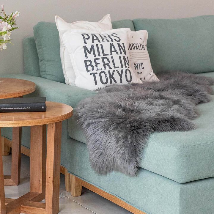 Genuine Sheepskin Rug "Duo" (1' 10" x 5' 11") – Soft & Fluffy Lambskin Rug - Made in Argentina.