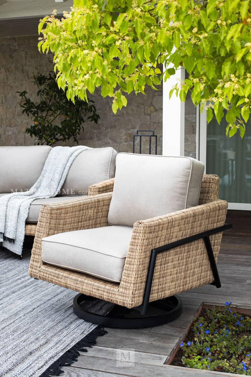 Jovi Motion Lounge Chair