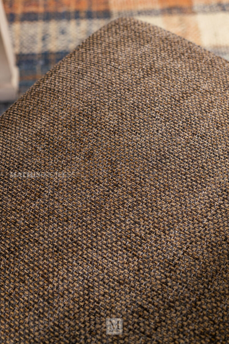 Bolanburg Dining Table image number 5