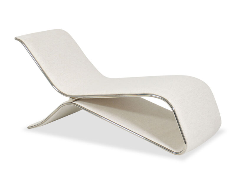 Parallax Chaise