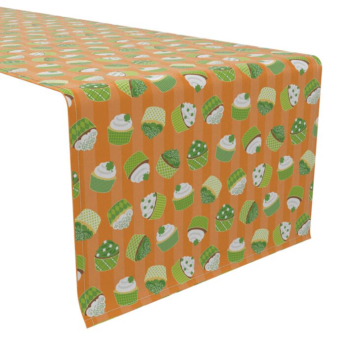 Fabric Textile Products, Inc. Table Runner, 100% Cotton, St. Patty Cakes