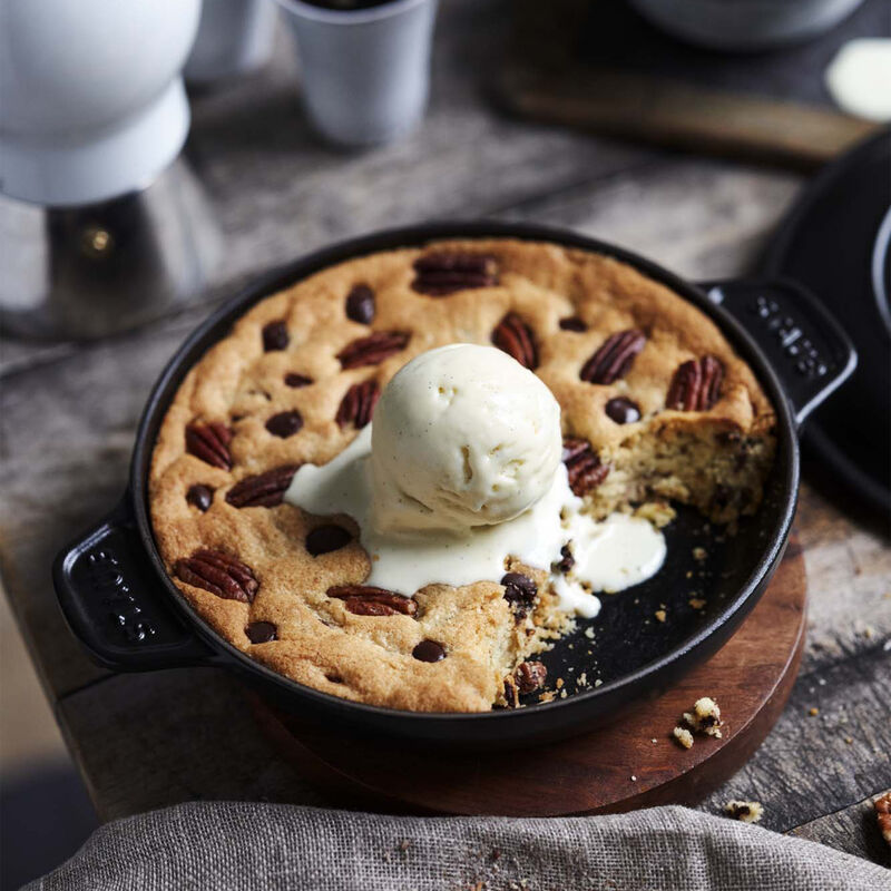 Staub Cast Iron 7.9-inch Round Covered Baking Dish - Matte Black