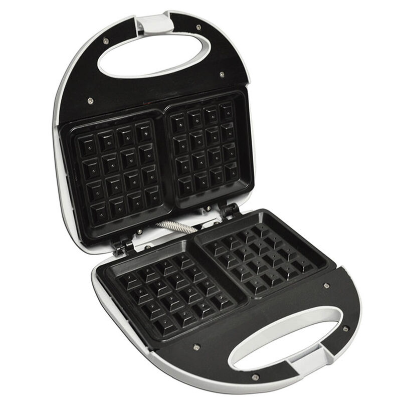 Brentwood Waffle Maker in White