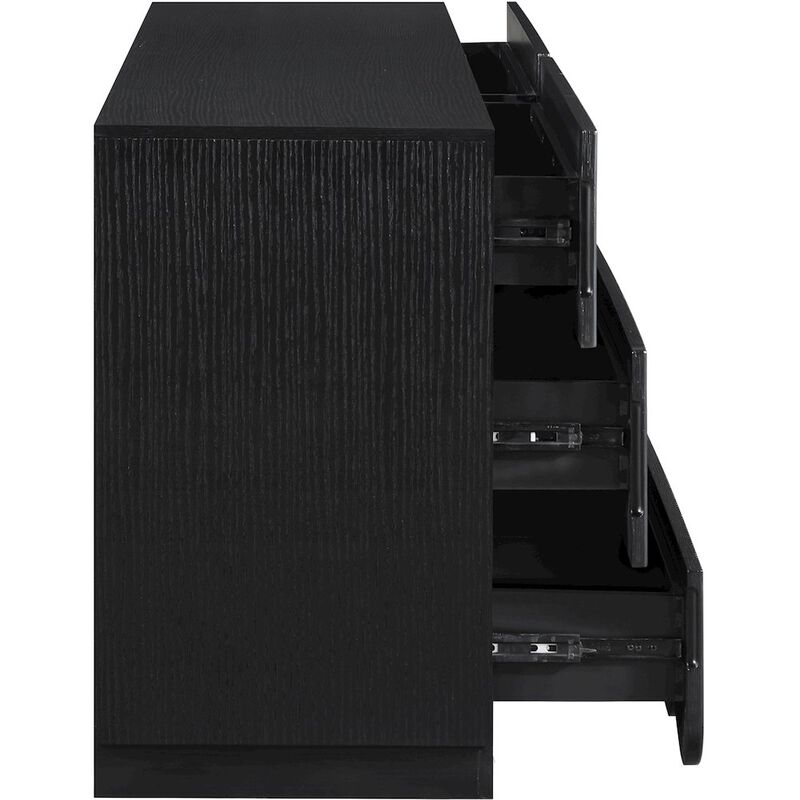 Meridian Furniture Scallop Black Dresser