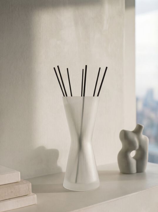 Aiz Reed Diffuser In Fig & Flowers