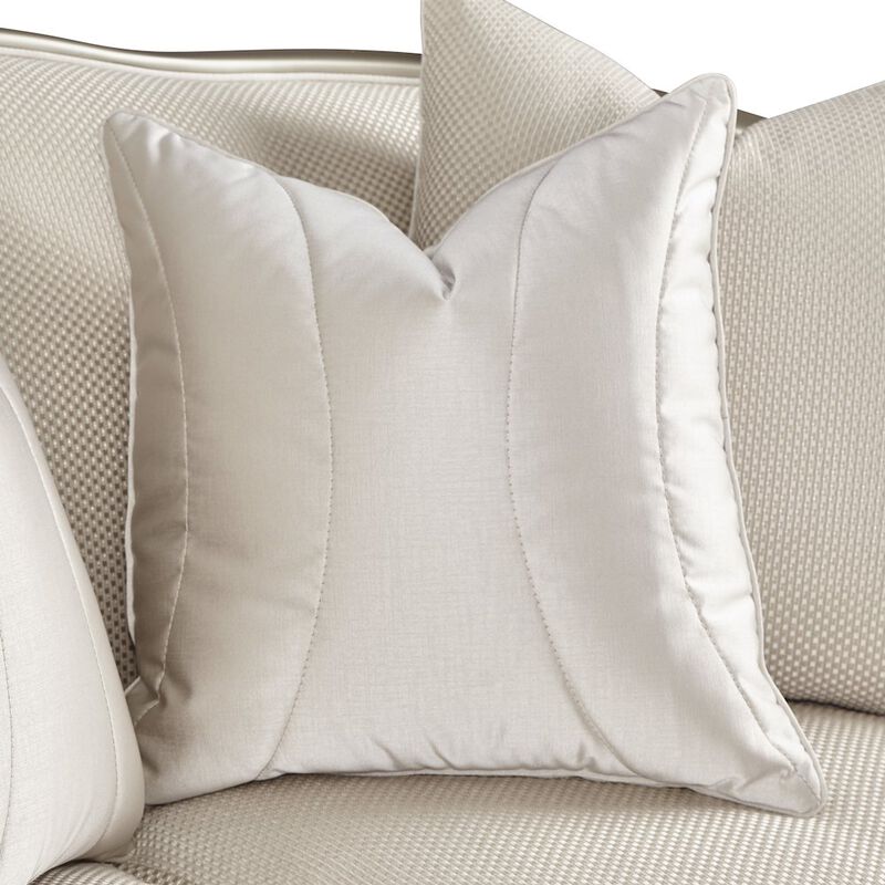 Michael Amini London Place Loveseat - Lt. Champagne