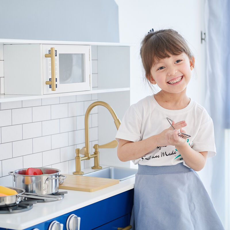 Little Chef Berlin Play Kitchen with Cookware Accessories, White/Blue image number 4