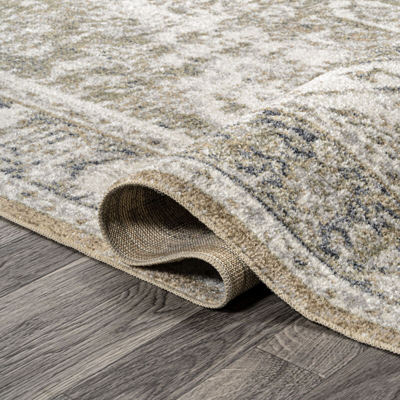 Keesha Bold Distressed Medallion Low-Pile Machine-Washable Area Rug