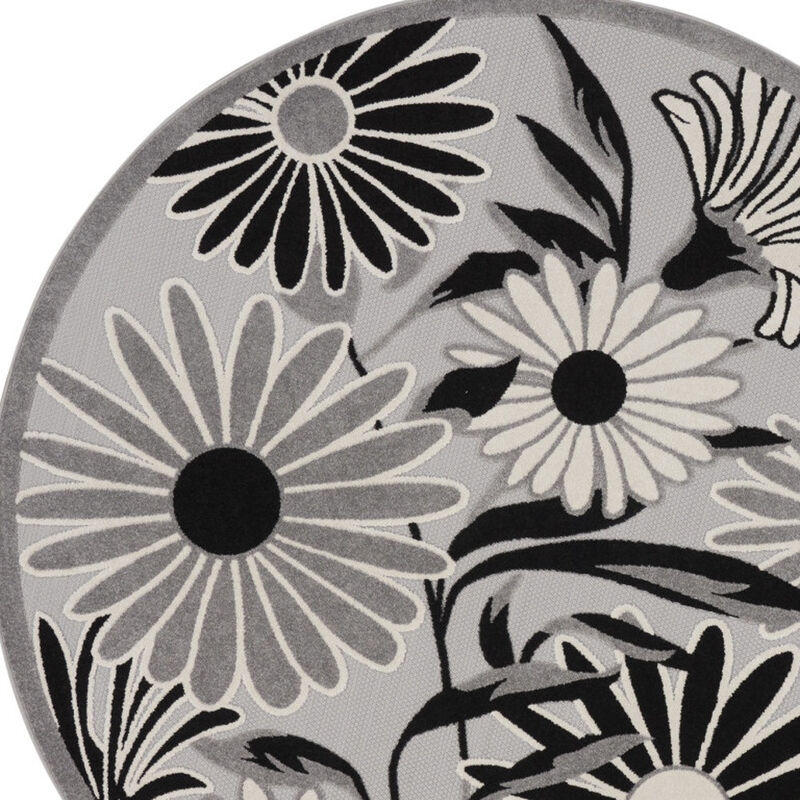 HomeRoots 5' Black And White Round Floral Indoor Outdoor Area Rug image number 2