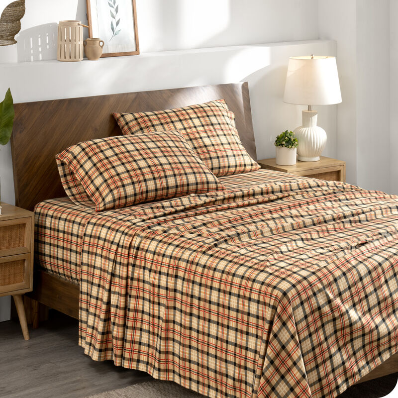 Soft & Cozy 100% Cotton Flannel Printed Pattern Sheet Set image number 1