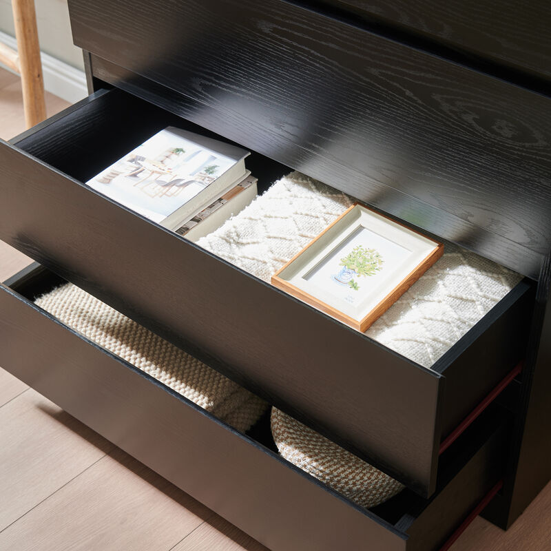 Toltna 4 Drawer Dresser image number 4