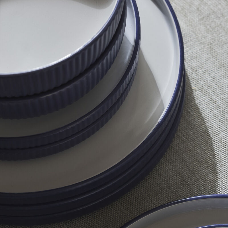 Christian Siriano Laro Stoneware 24 Piece Dinnerware Set