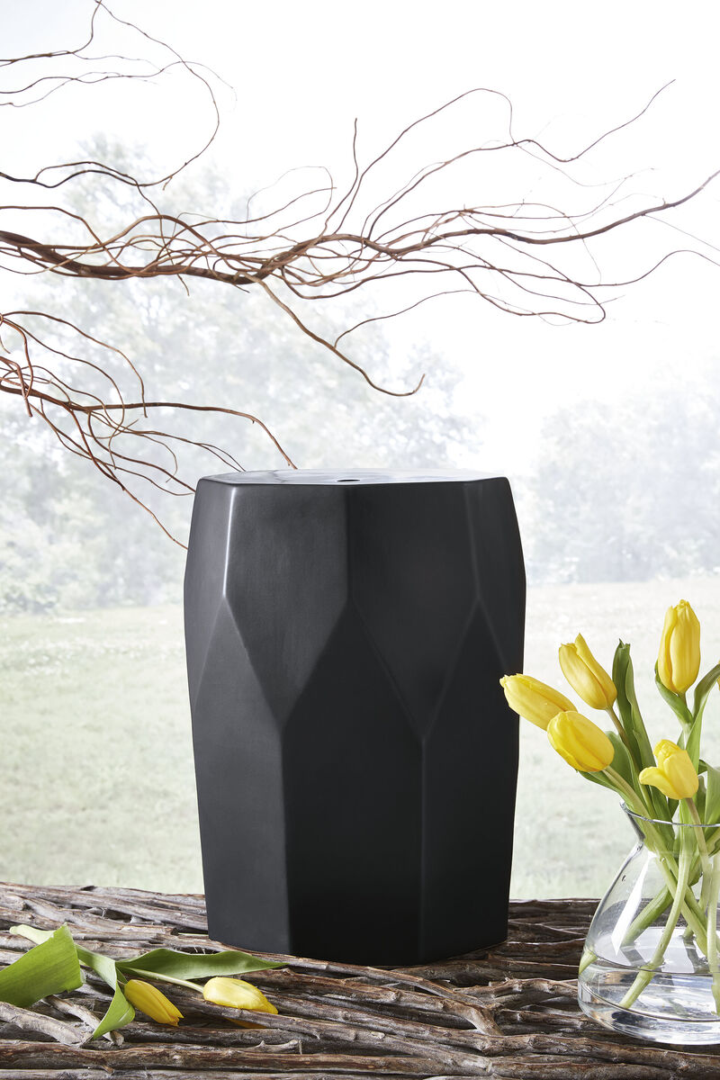 Rhysworth Stool image number 1