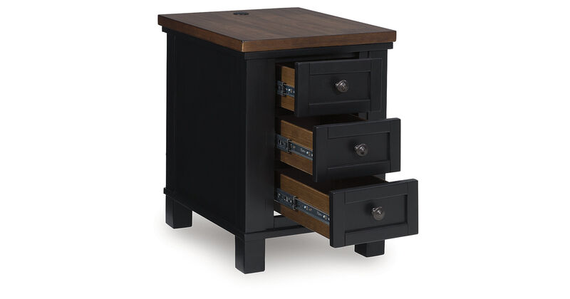 Wildenauer Chairside End Table image number 2
