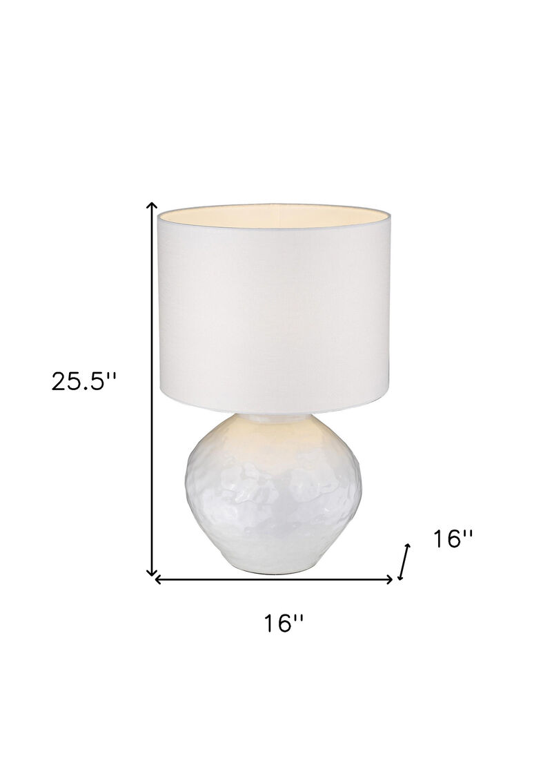 HomeRoots 26" White Ceramic Table Lamp With White Drum Shade image number 5