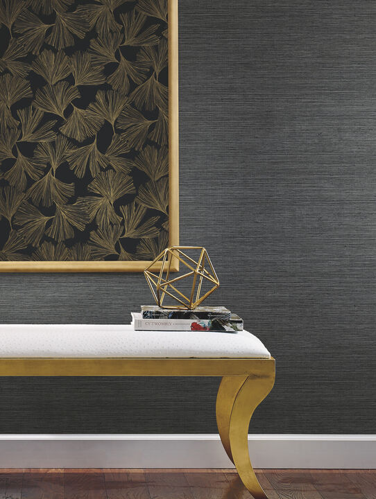 Gingko Toss Black Wallpaper