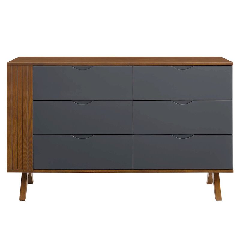 Dylan Dresser image number 2