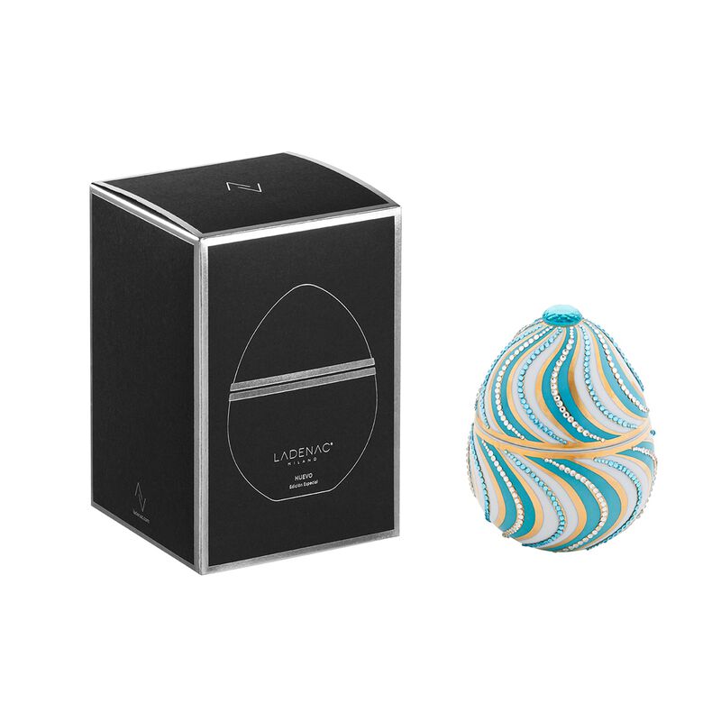 Candle in Ceramic Egg BOIS DE ROUSSIE 7 oz Espiral Blue 5.12 diam. x 6.5 in image number 1