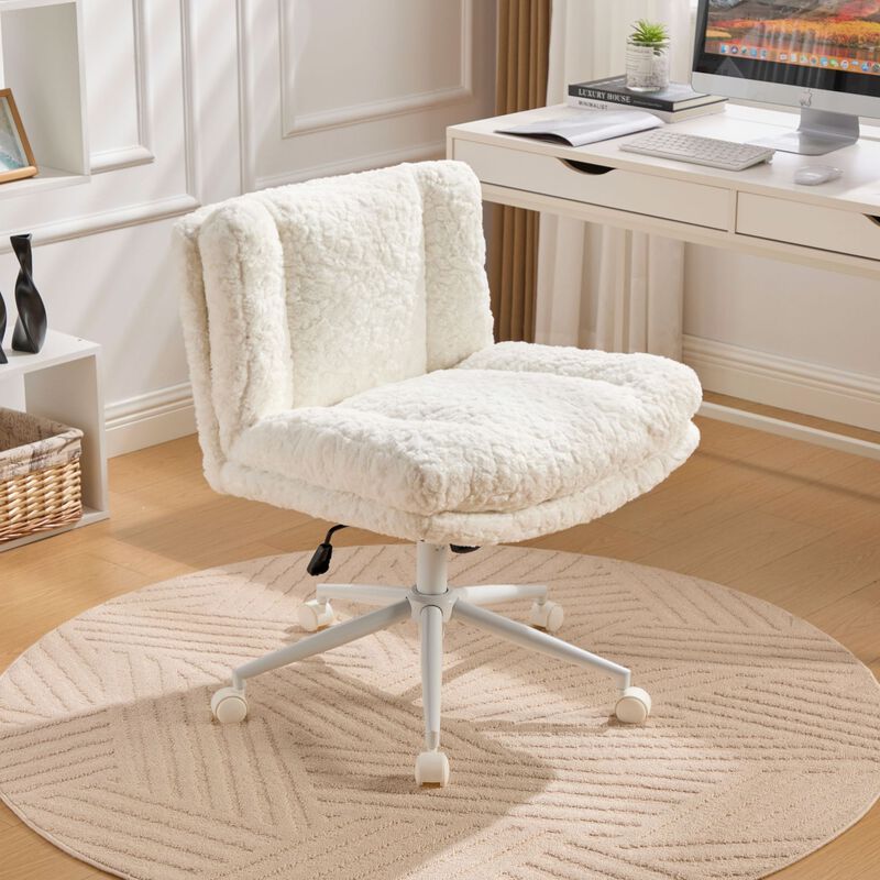 GOODSILO Spacious Ergonomic Swivel Office Chair with Double Cushion Comfort image number 1