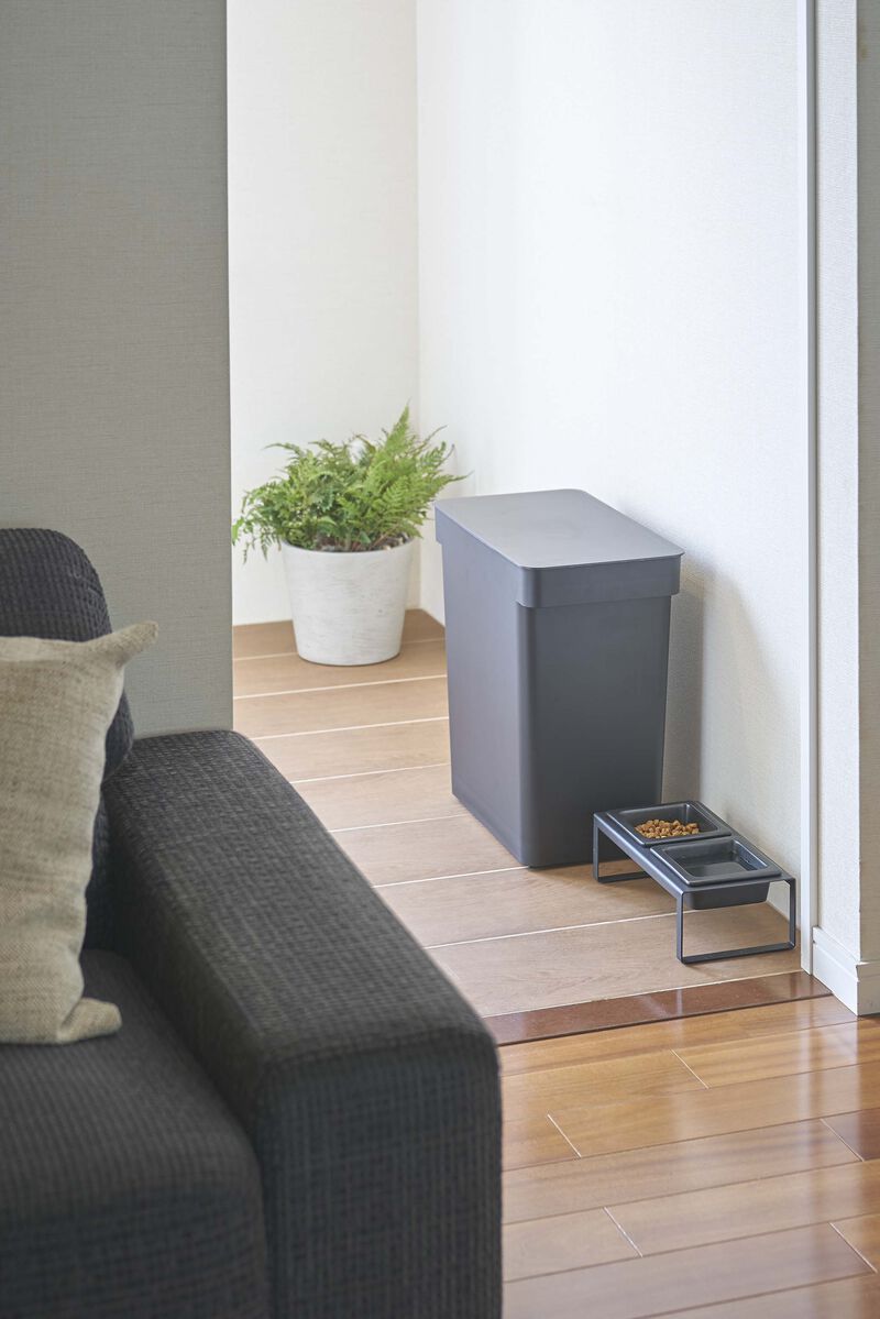 Rolling Airtight Pet Food Container (25 lbs.)