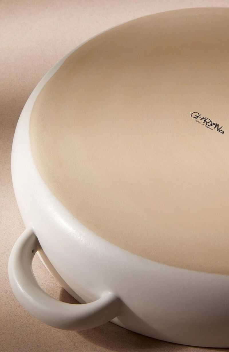 Stoneware Serving Plate With Handles 13.4"