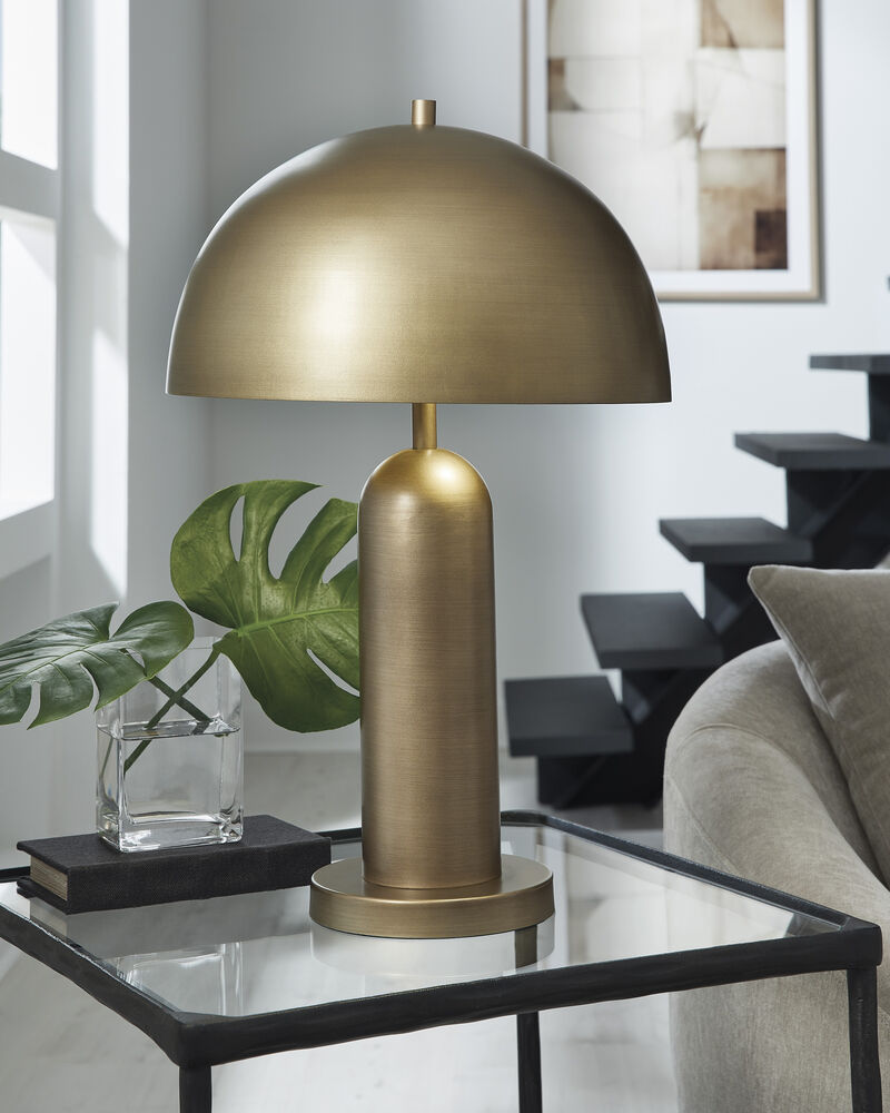 Wendfield Table Lamp image number 1