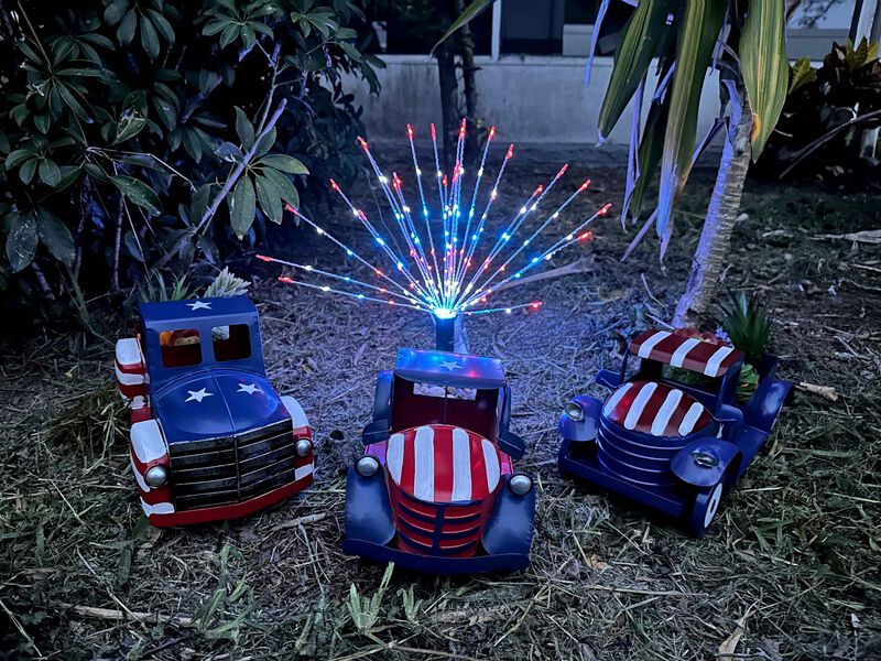 Rustic Blue Metal Vintage Patriotic Pickup Truck Planter Antique Stars & Stripes image number 5
