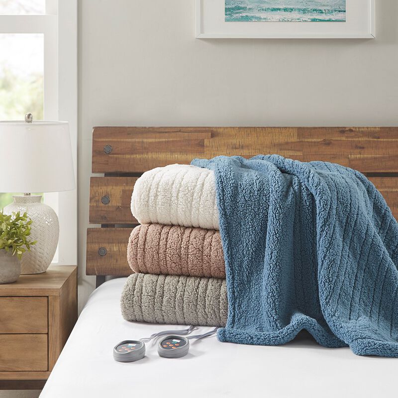 Gracie Mills Jorah Solid Sherpa Electric Heated Blanket image number 3