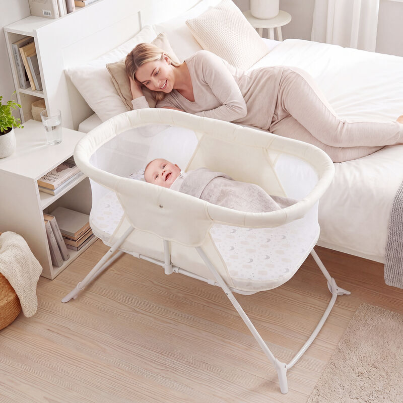 2 in 1 Baby Bedside Sleeper Bassinet with Rocking Motion and Breathable Mesh for Nursery image number 1