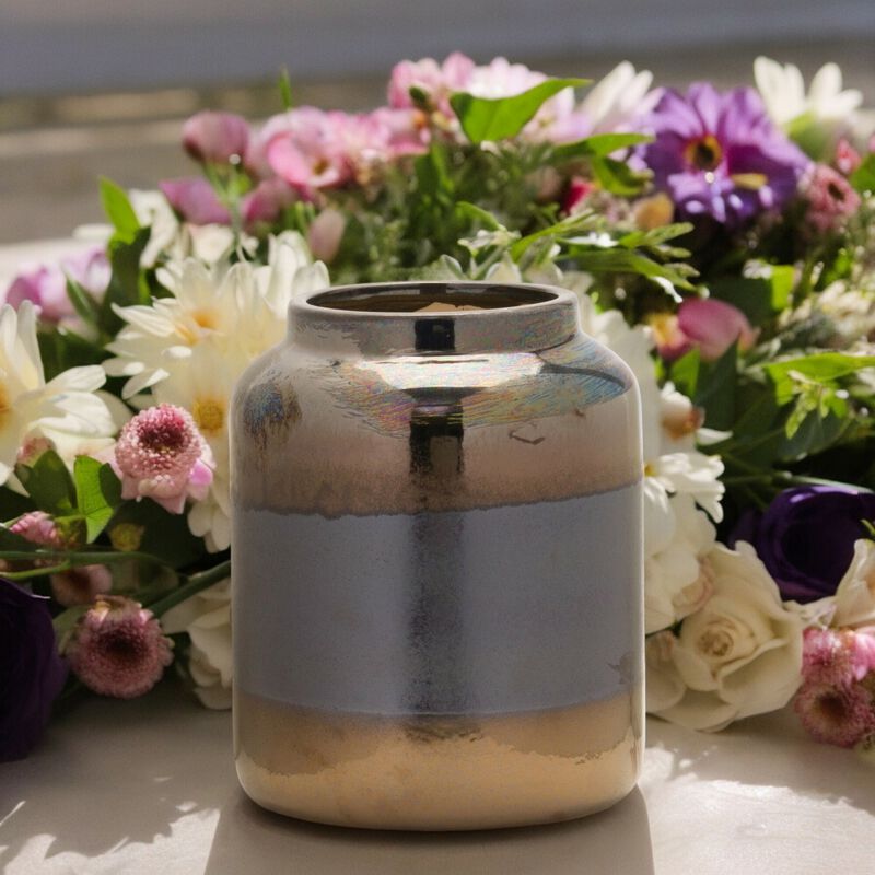 Elegant Decorative Vase for Home, Office, or Gift &ndash; Modern Design and Premium Quality