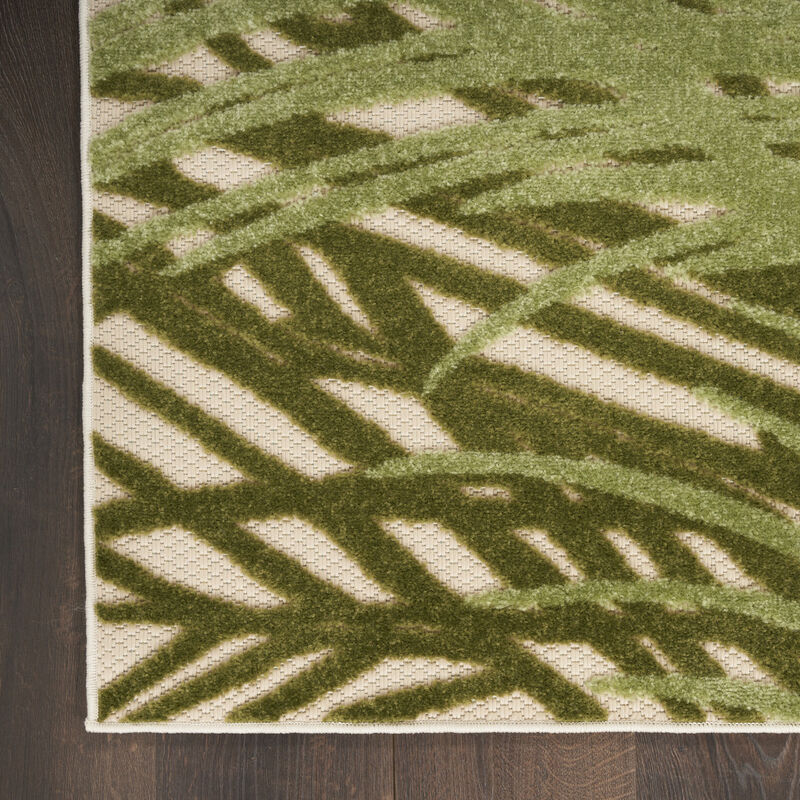 HomeRoots 6' X 9' Ivory And Green Palm Leaf Indoor Outdoor Area Rug image number 4