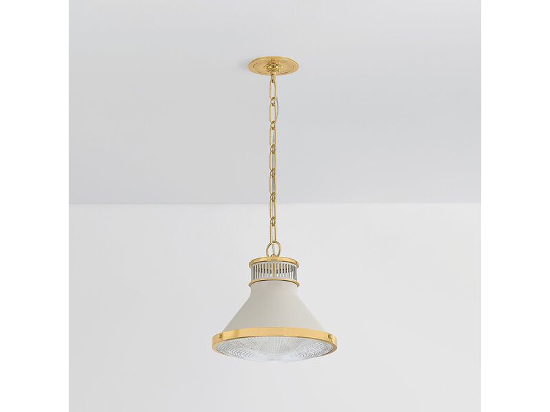 Highclere Pendant image number 8