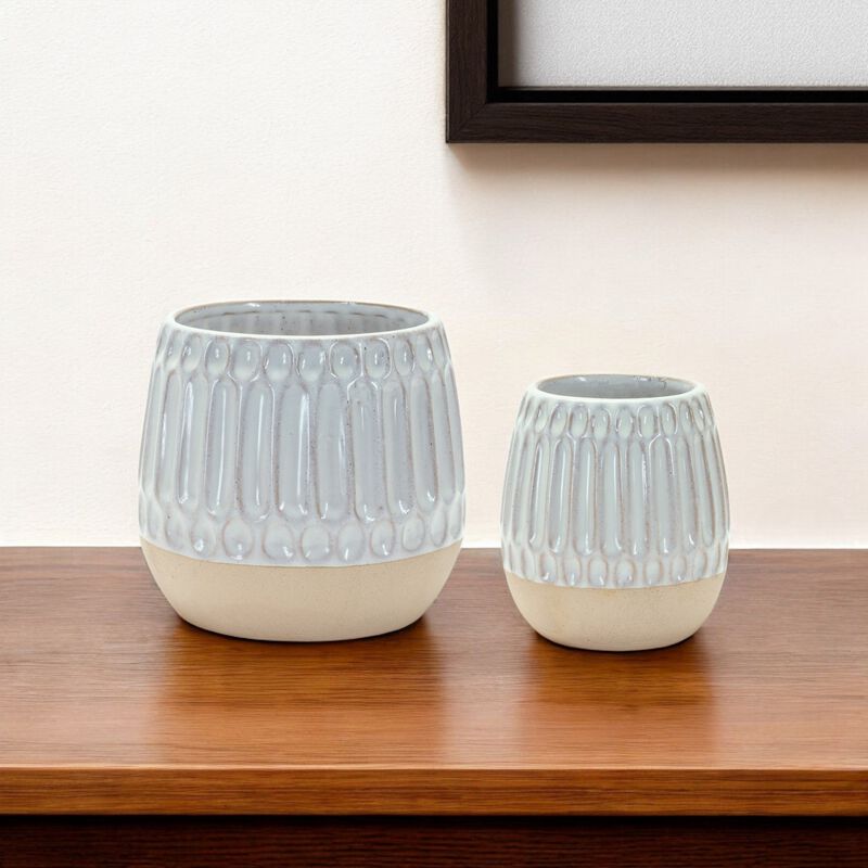 Set of 2 Ribbed Round Porcelain Table Vases &ndash; Elegant Decorative Vases for Centerpieces and Home Accents