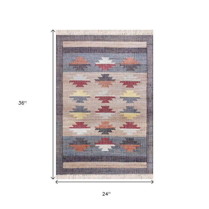 HomeRoots Geometric Hand Woven Area Rug With Fringe image number 3