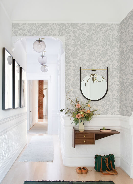 Helen Light Grey Floral Trail Wallpaper (Set of 2)