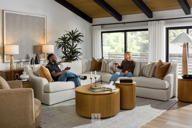 Desmond 3-Piece Sectional image number 3