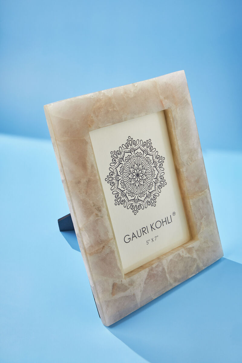 Cherish Ivory Quartz Picture Frame