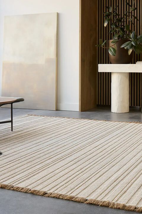 Tienne Bandera Creme Brulee 2' x 3' Rug