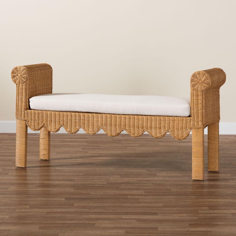bali & pari Reiko Handwoven Natural Rattan Bench with Scalloped Detailing &ndash; Boho Farmhouse Entryway, Bedroom, or Living Room Accent Seating