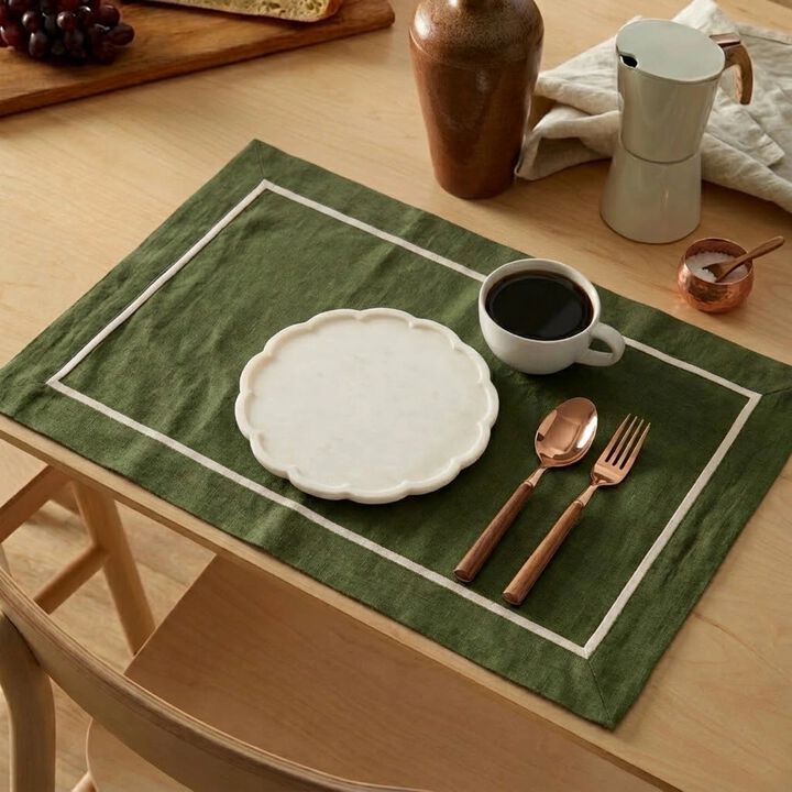 Linen Placemats Set of 4 for Dining Table Decor, 14 x 19 Inch - Kensington