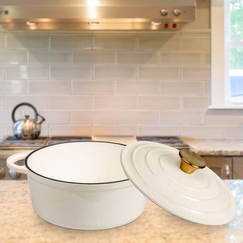 2.8 Quart Enameled Cast Iron Round Dutch Oven in Cream