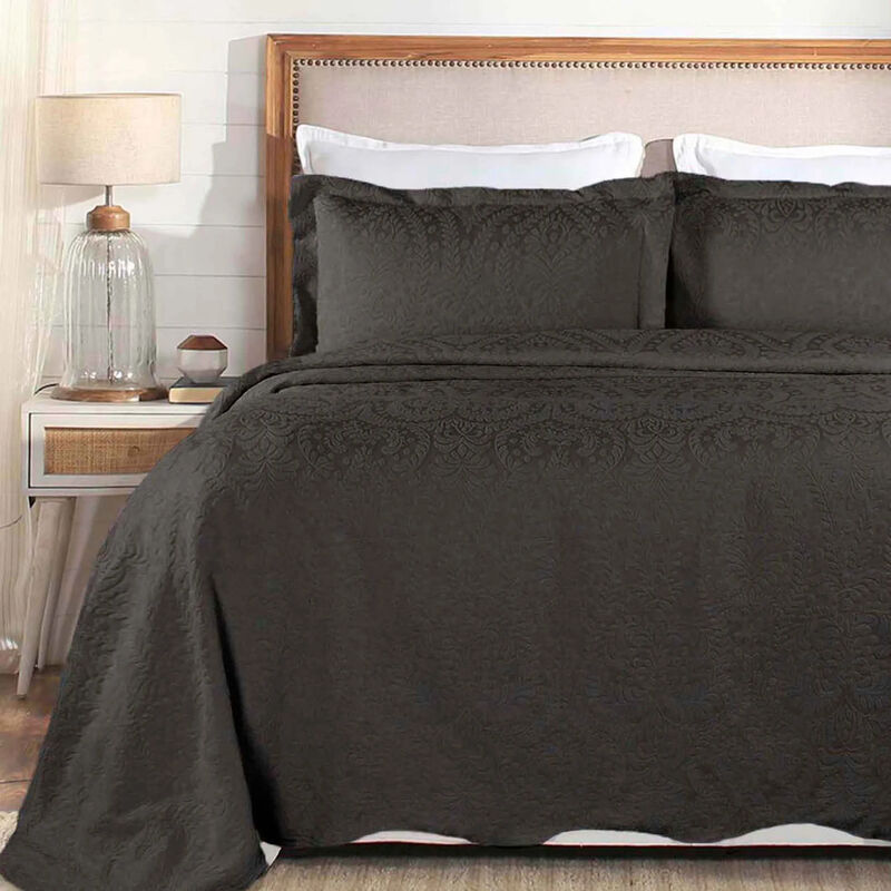 3-Piece Cotton Blend Bedspread Set with Jacquard Floral Design image number 0
