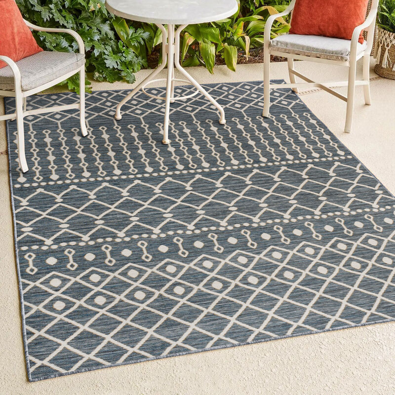 Geometric Moroccan Reversible Machine-Washable Indoor/Outdoor Area Rug