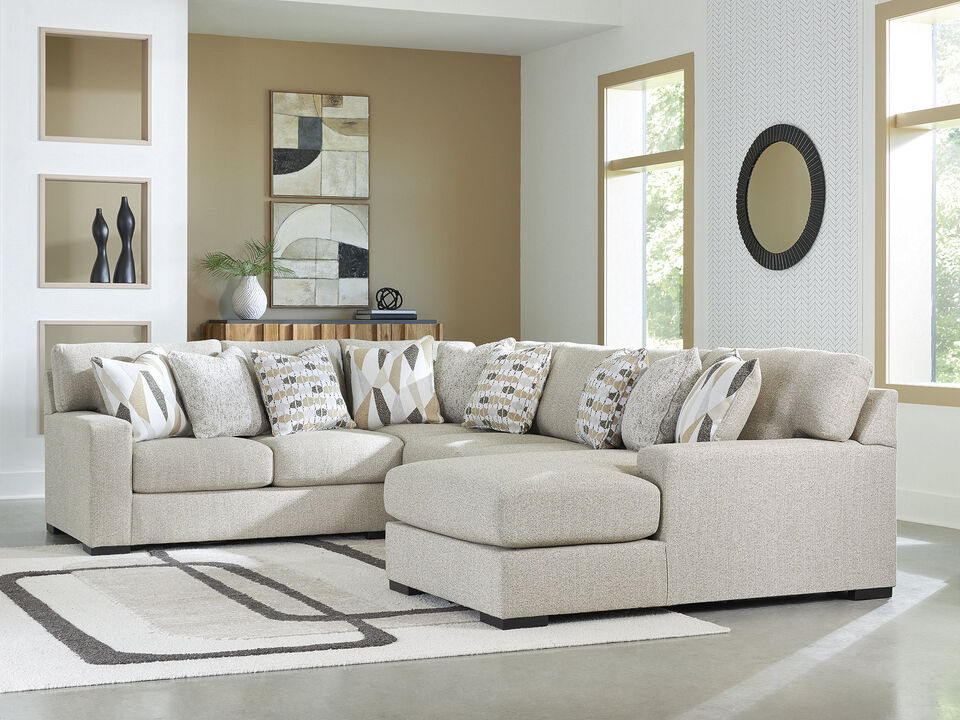 Laurelgrove 4-Piece Sectional w/ Chaise
