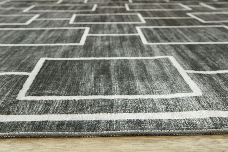 Elderland Washable 5' x 7' Area Rug image number 2