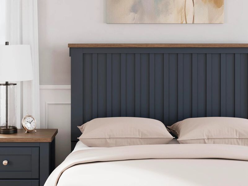 Landocken Panel Bed image number 2