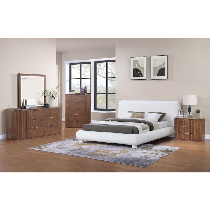 Meridian Furniture Astrid Solid Wood And Oak Veneer Chest