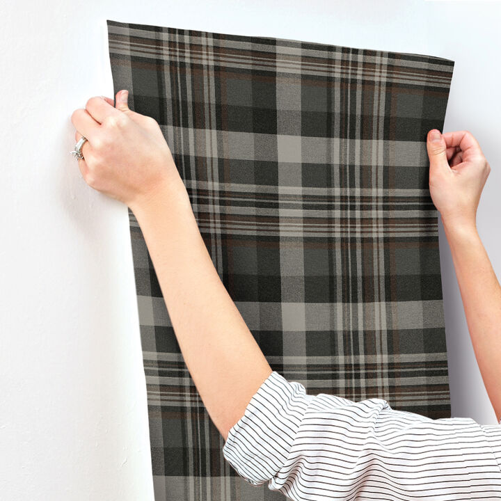 Dutton Plaid Charcoal Flannel Wallpaper