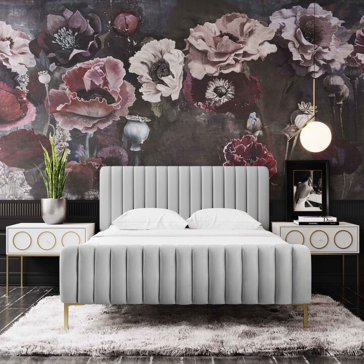 Angela Bed.