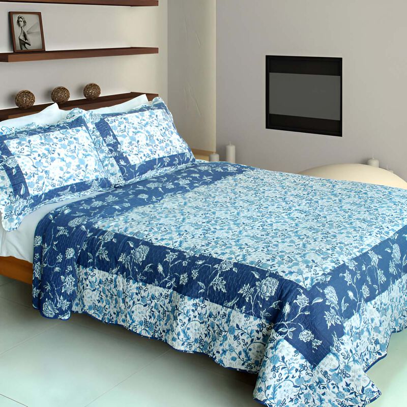 Queen Size Cotton 3-Piece Vermicelli Quilted Printed Quilt Set with Matching Shams - Blue image number 0